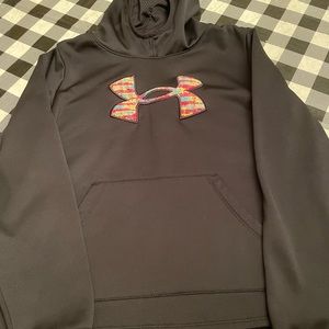 Girl’s Under Armour hooded sweatshirt